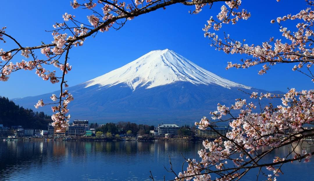 Exploring Japan: A Journey Through Culture, Cuisine, and Captivating Destinations