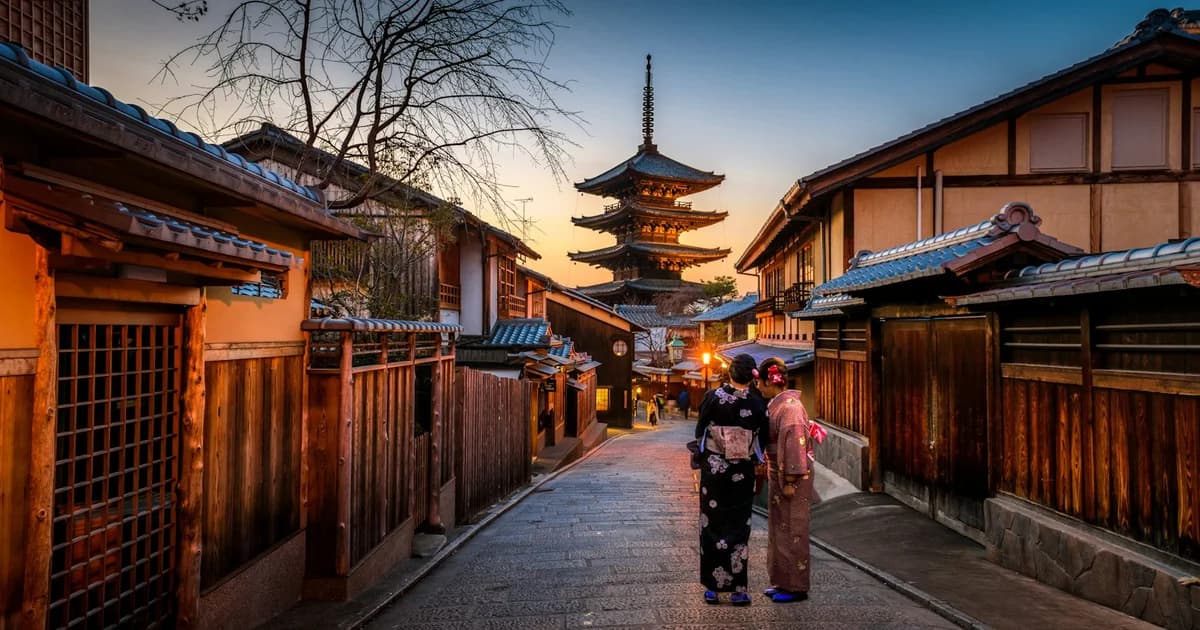 Autumn Foliage and Thermal Hot Springs: Top 8 Japanese Countryside Retreats in 2026